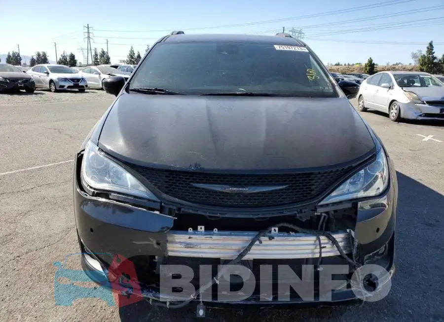 2C4RC1BG1JR276127 Photo# 5