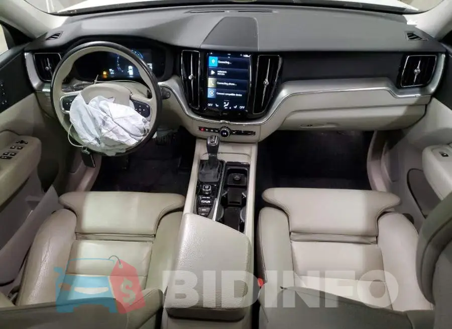 LYV102RK5KB285109 Photo# 8