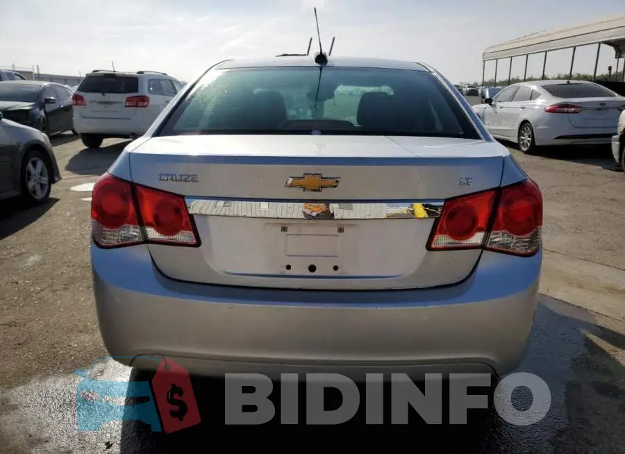 1G1PC5SB8F7158015 Photo# 6