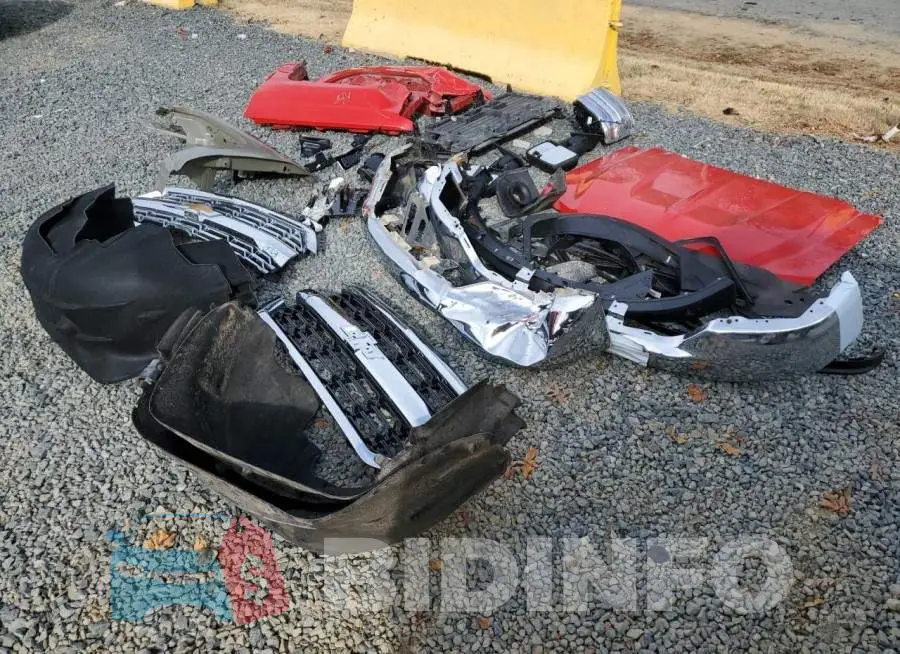 1GCVKREC5JZ171248 Photo# 12