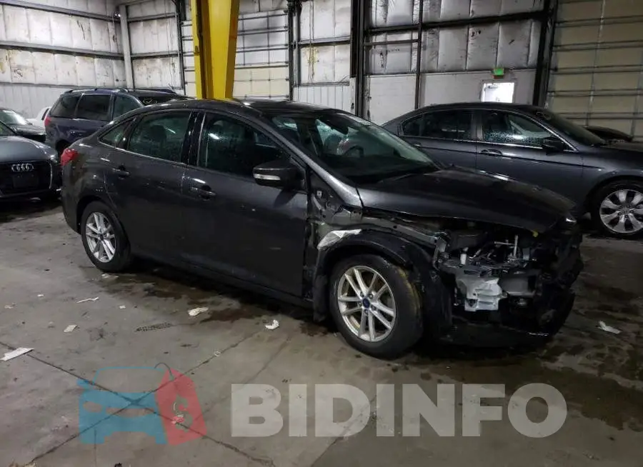 1FADP3F20GL325074 Photo# 4