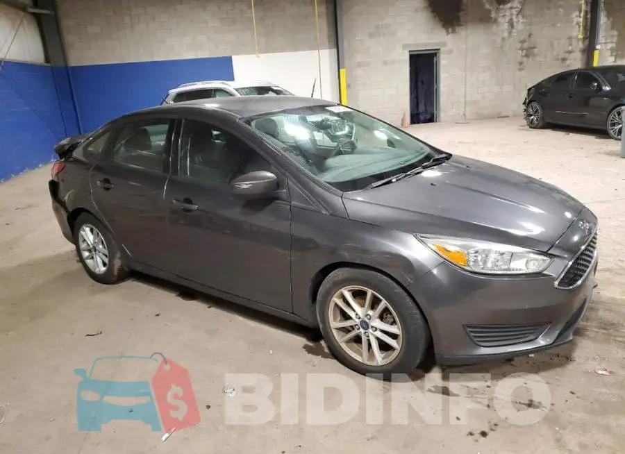 1FADP3F21JL318500 Photo# 4
