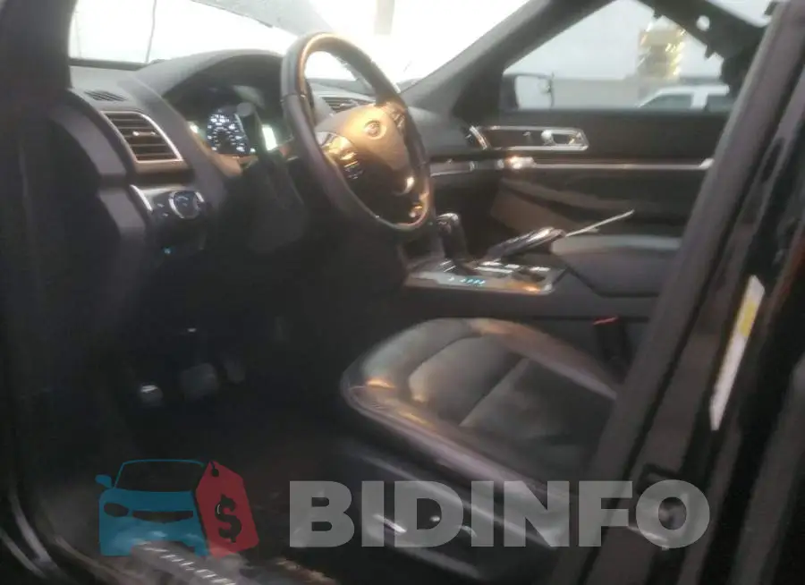 1FM5K7F81JGB10842 Photo# 7