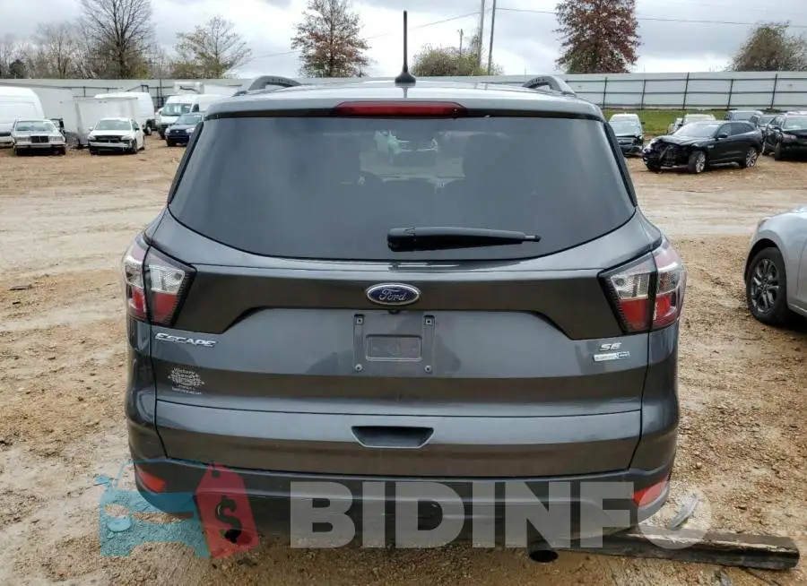 1FMCU9GD8JUA23109 Photo# 6