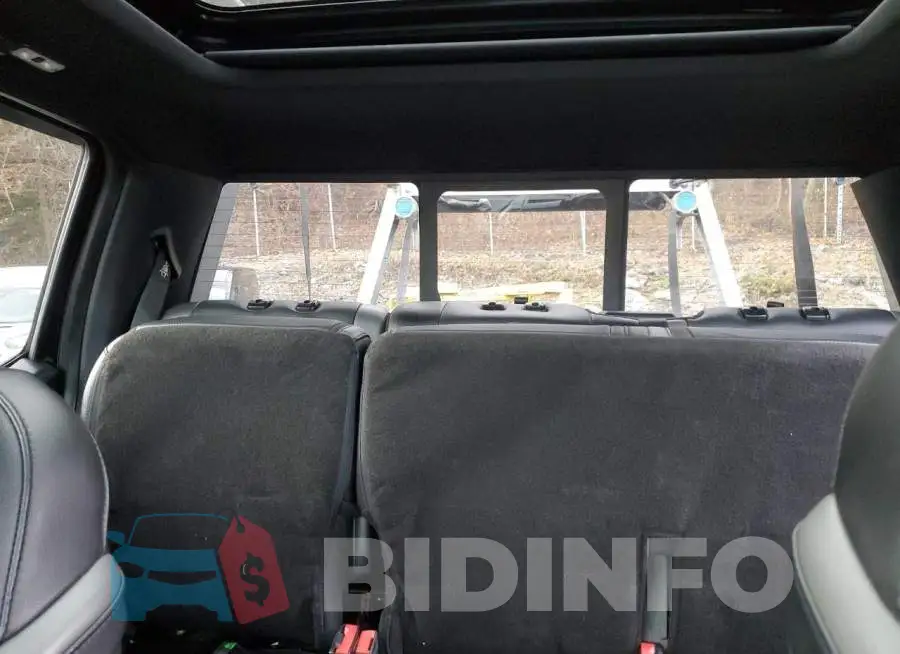 1FTFW1RG1KFA22622 Photo# 10