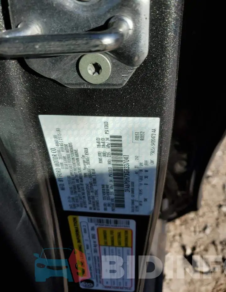 3FA6P0H7XGR337041 Photo# 12
