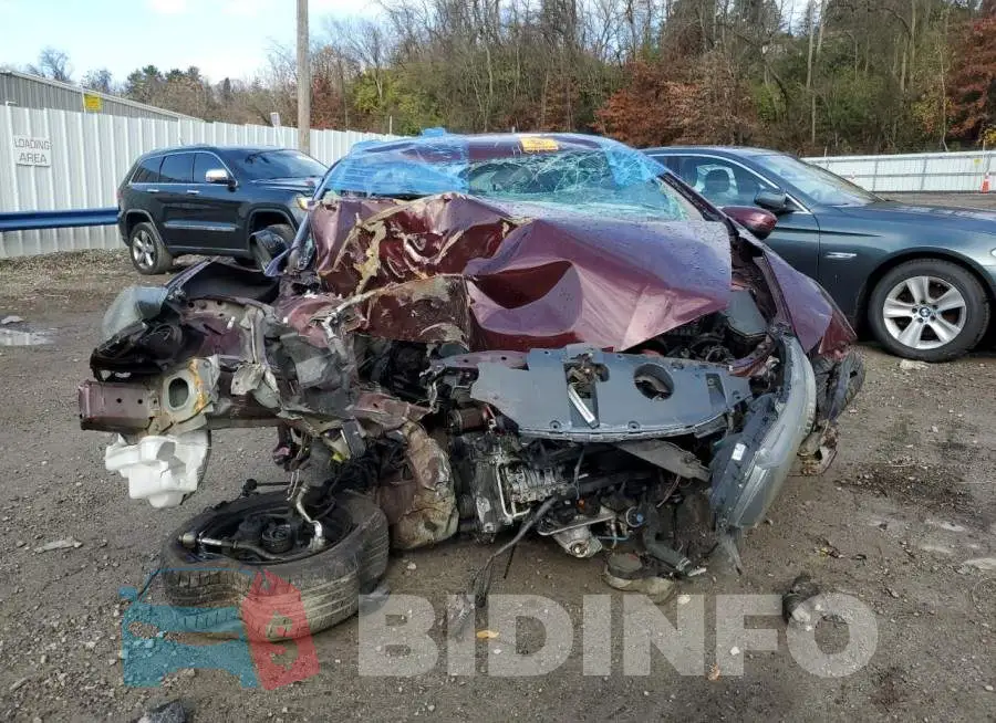 19XFB2F53FE027440 Photo# 5