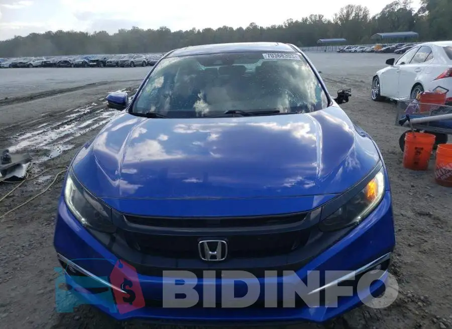 19XFC1F30KE002446 Photo# 5
