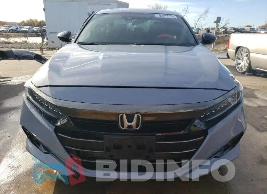 1HGCV2F34MA032785 Photo# 5