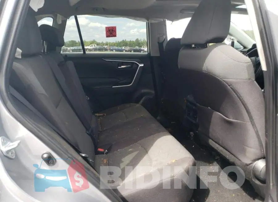 2T3P1RFV5MC218974 Photo# 10