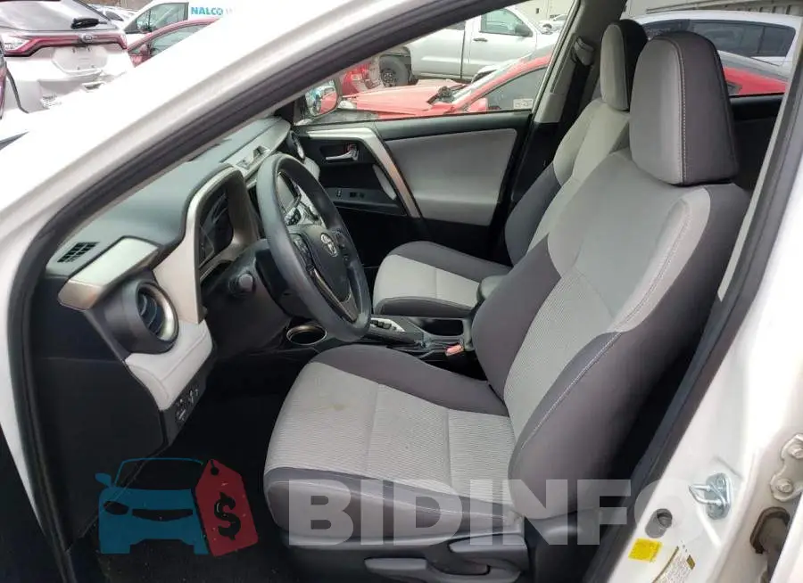 JTMRFREV6FD101785 Photo# 7