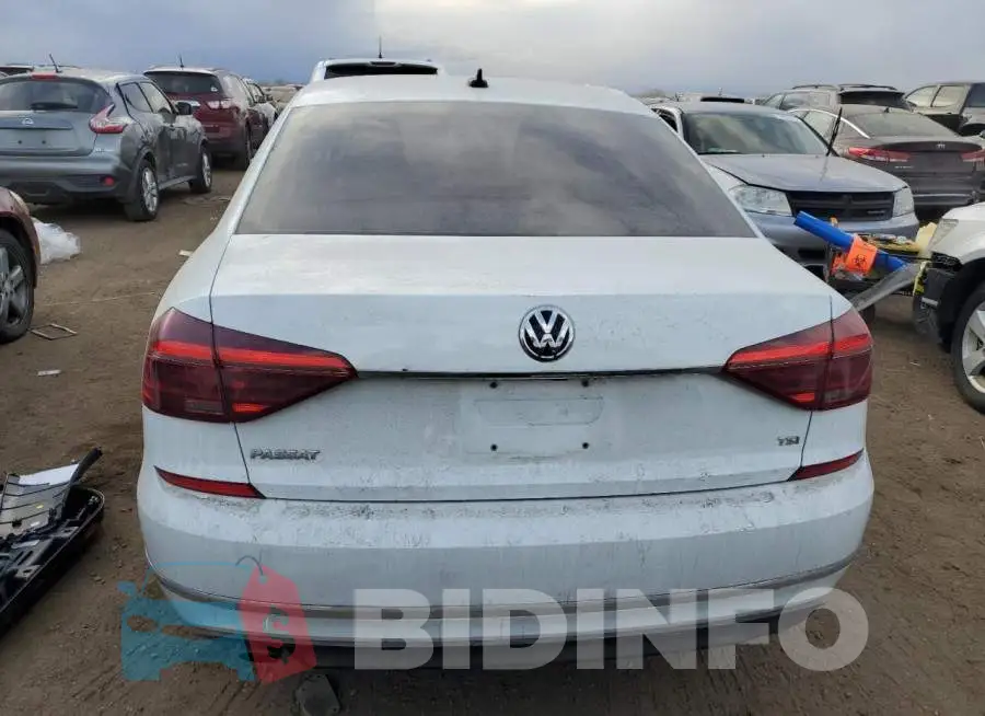 1VWDT7A38HC002435 Photo# 6