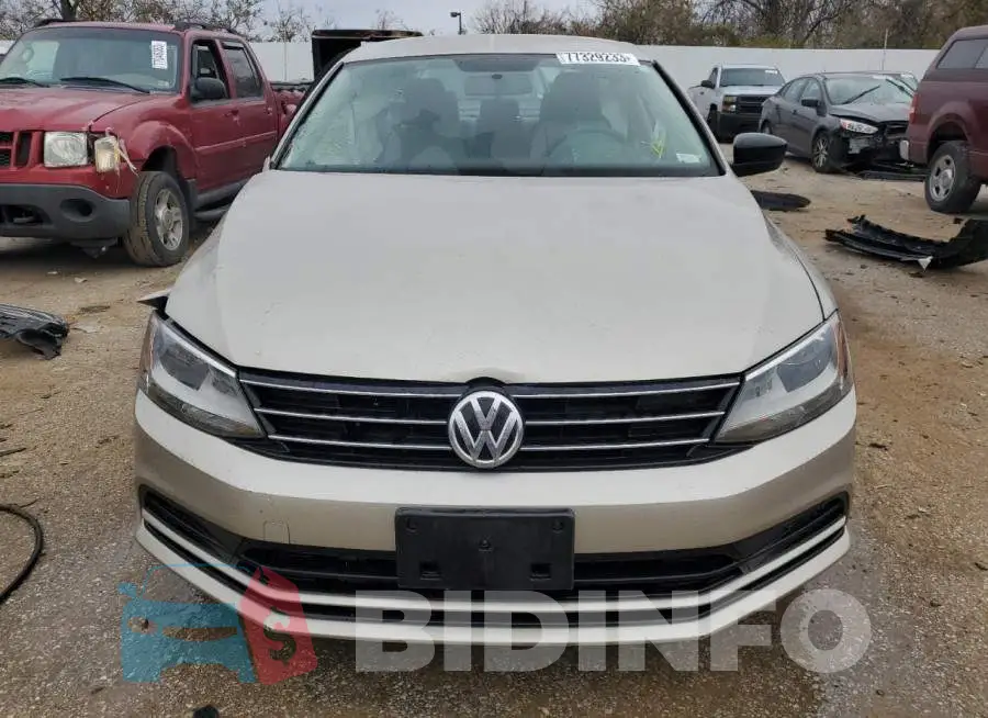 3VW2K7AJ8FM273354 Photo# 5