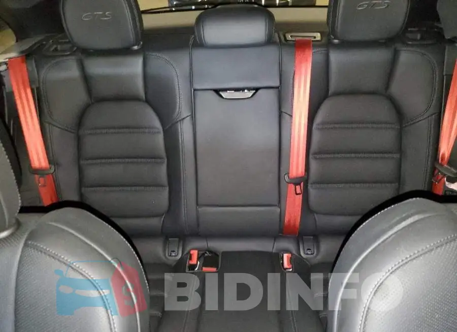 WP1AG2A57MLB53564 Photo# 10