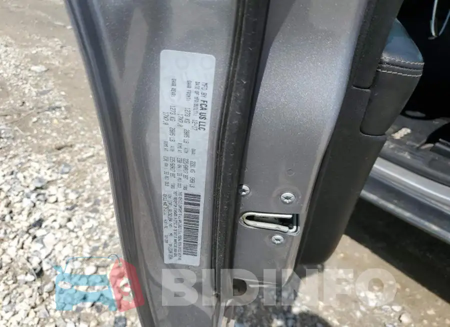 1C4PJLLB0JD621694 Photo# 13
