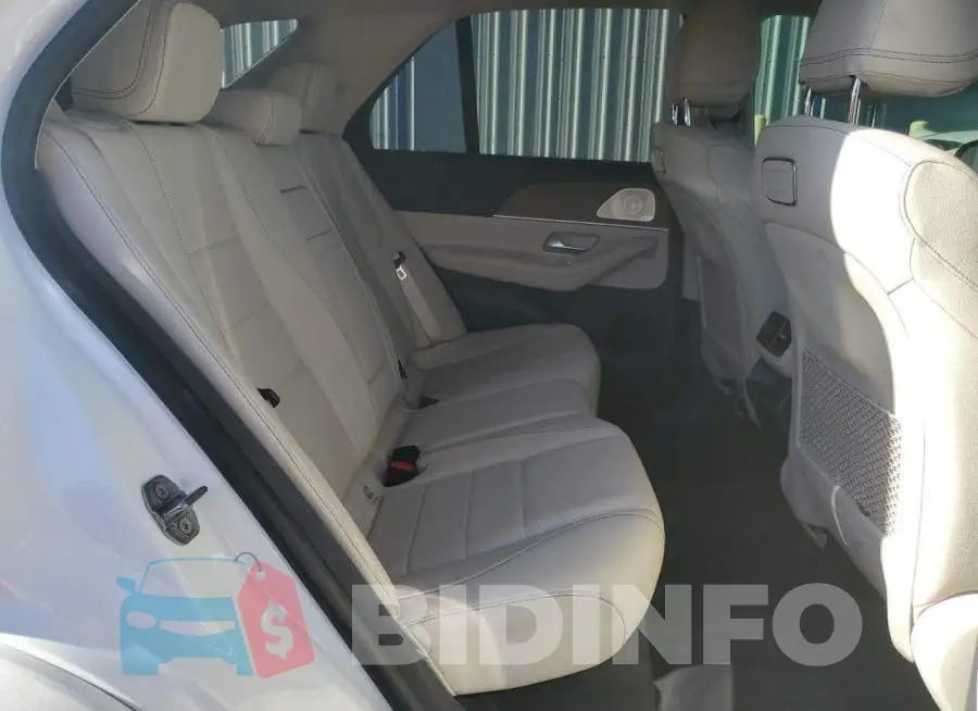 4JGFB4JB2LA209987 Photo# 10