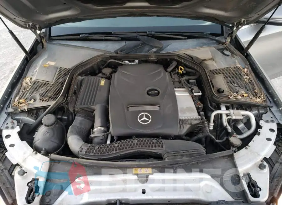 55SWF4KB6GU135914 Photo# 11