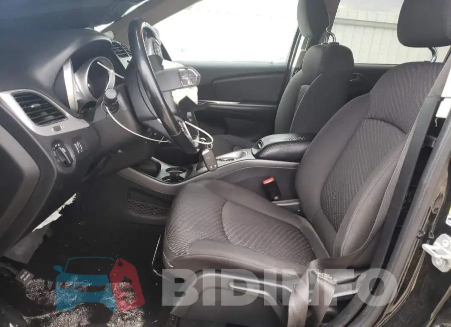 3C4PDCAB2JT275815 Photo# 7