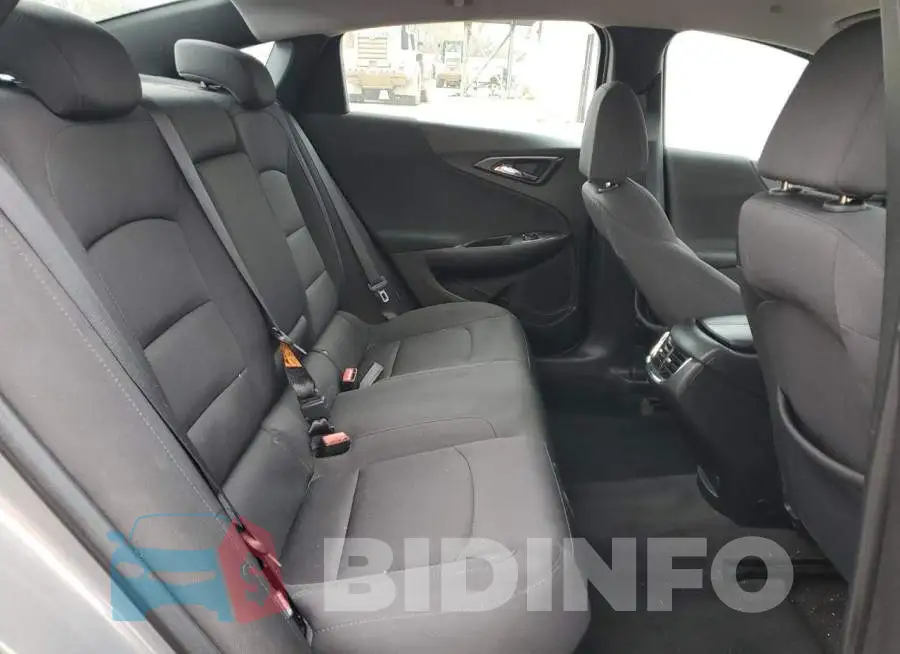 1G1ZD5ST4JF124814 Photo# 10