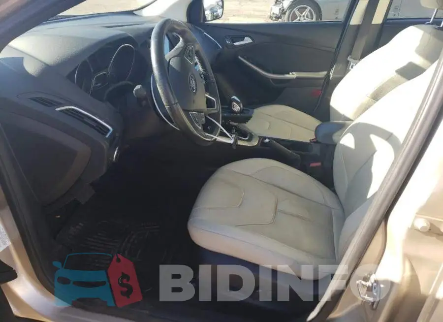 1FADP3J24HL267964 Photo# 7