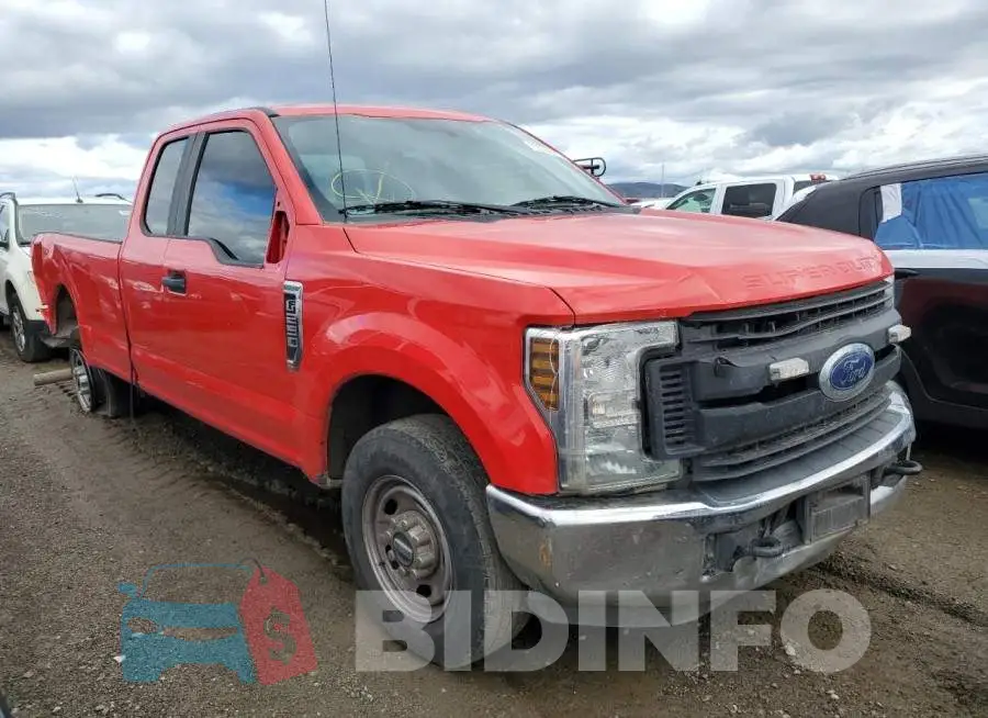 1FT7X2A6XKED53232 Photo# 4