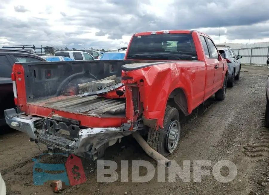 1FT7X2A6XKED53232 Photo# 3