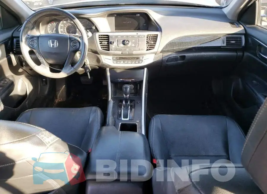 1HGCR2F50FA118443 Photo# 8