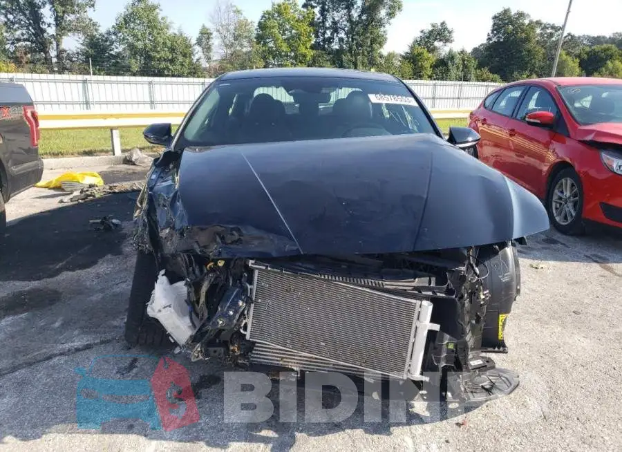 KMHLR4AFXPU559342 Photo# 5