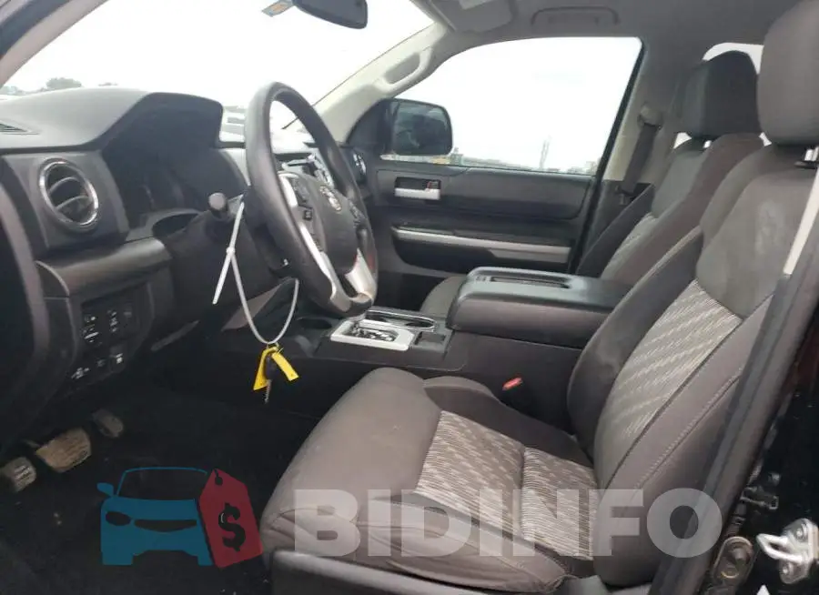 5TFDY5F1XMX030563 Photo# 7