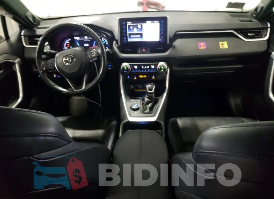 JTMEWRFV6KD520159 Photo# 8