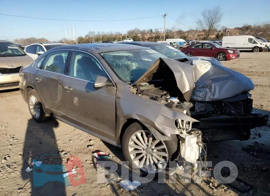 1VWBS7A36GC017346 Photo# 4