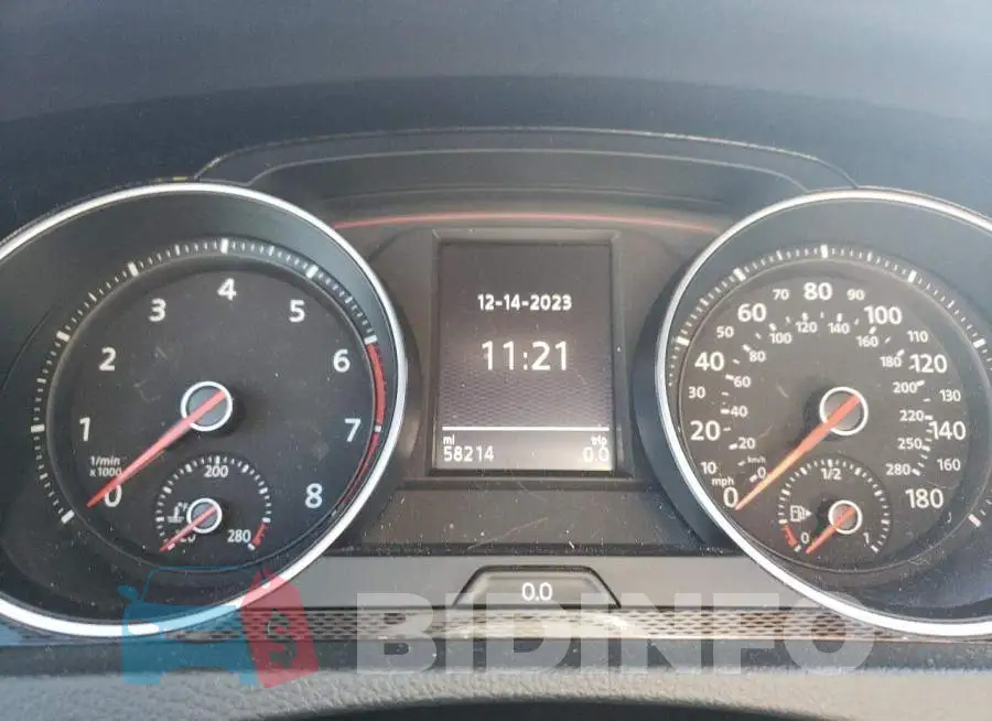3VW5T7AU3GM055697 Photo# 9
