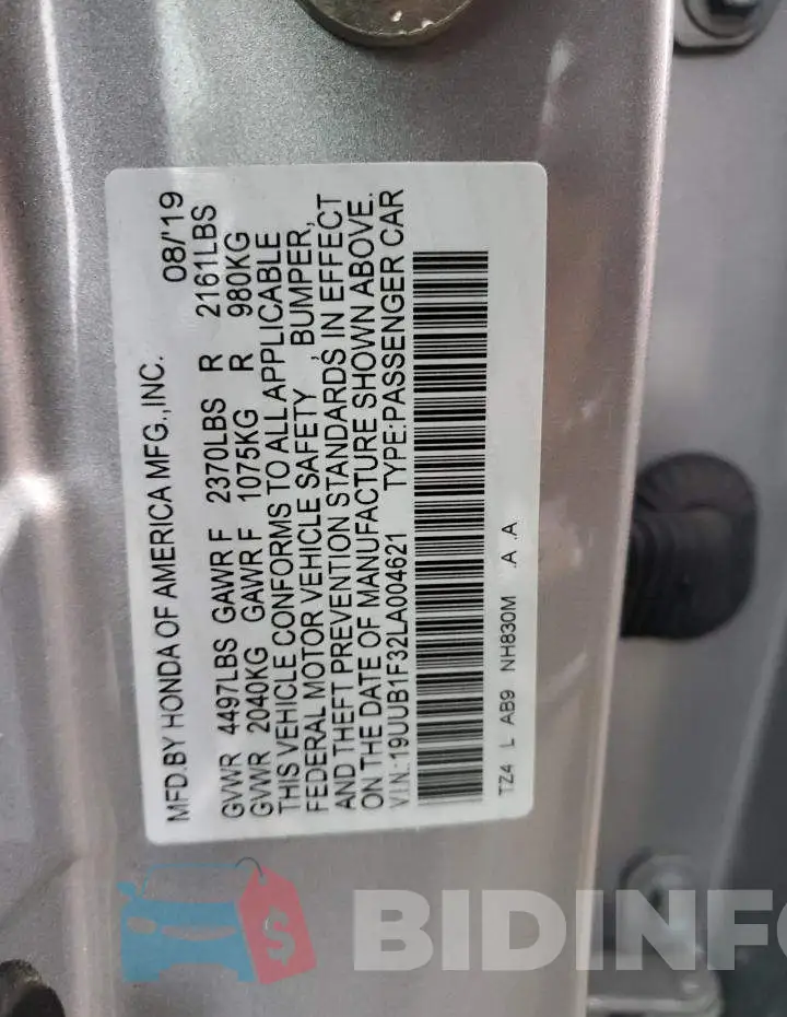 19UUB1F32LA004621 Photo# 12