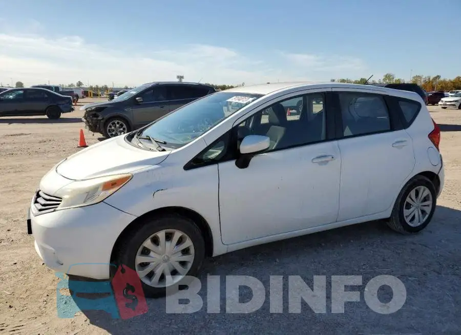 3N1CE2CP2FL422966 Photo# 1