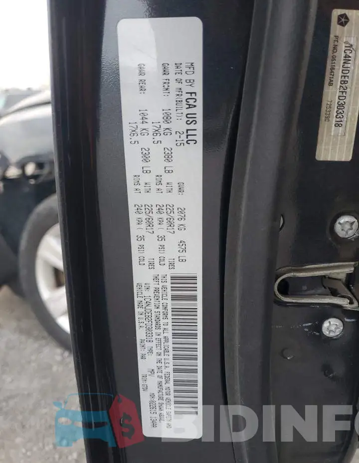 1C4NJDEB2FD303318 Photo# 12