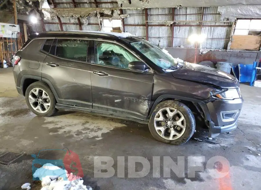 3C4NJDCB8JT280651 Photo# 4