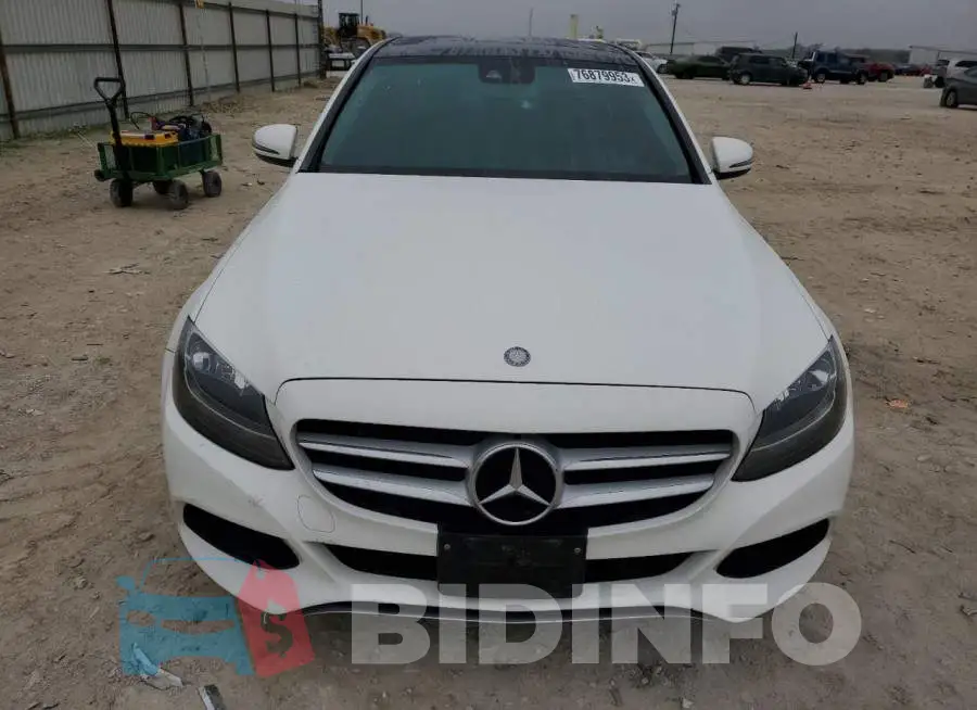 55SWF4JB2GU143557 Photo# 5
