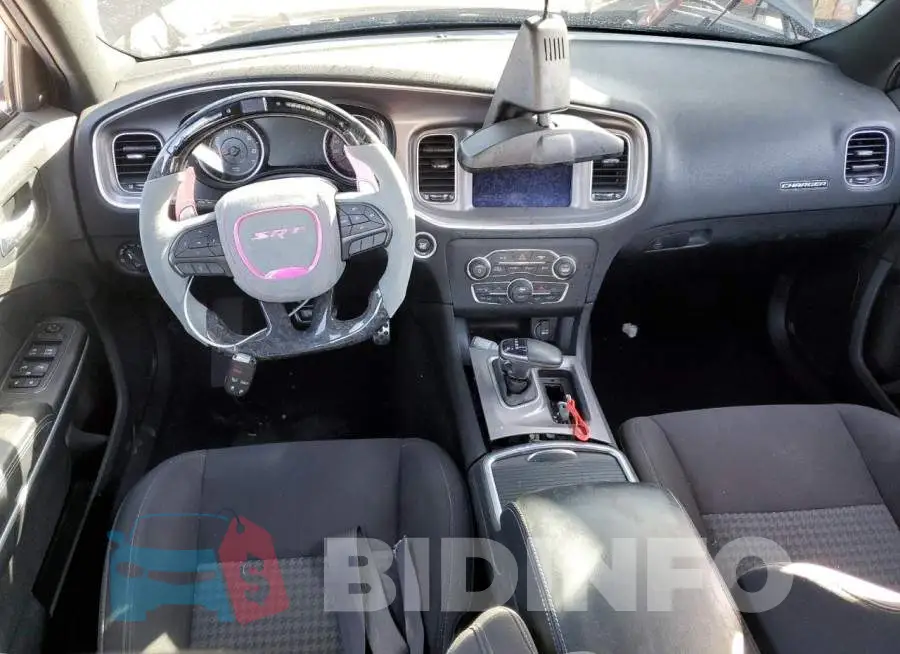 2C3CDXGJ3KH681542 Photo# 8