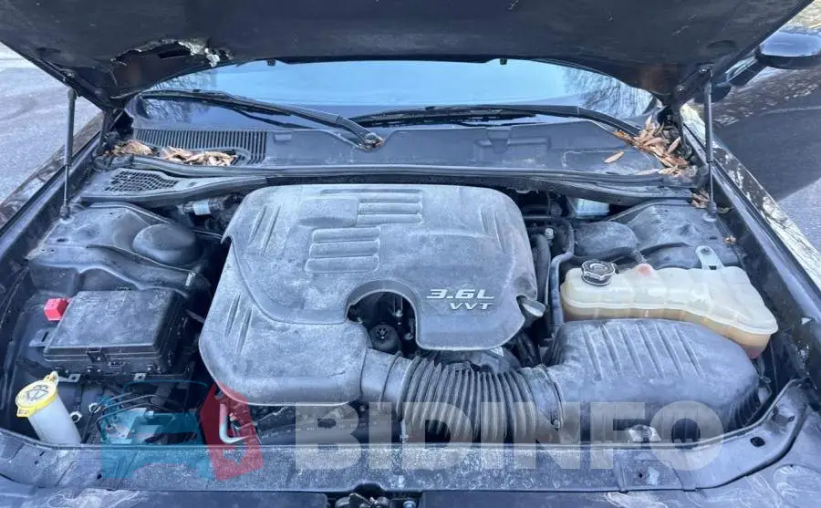 2C3CDZAGXKH524860 Photo# 7
