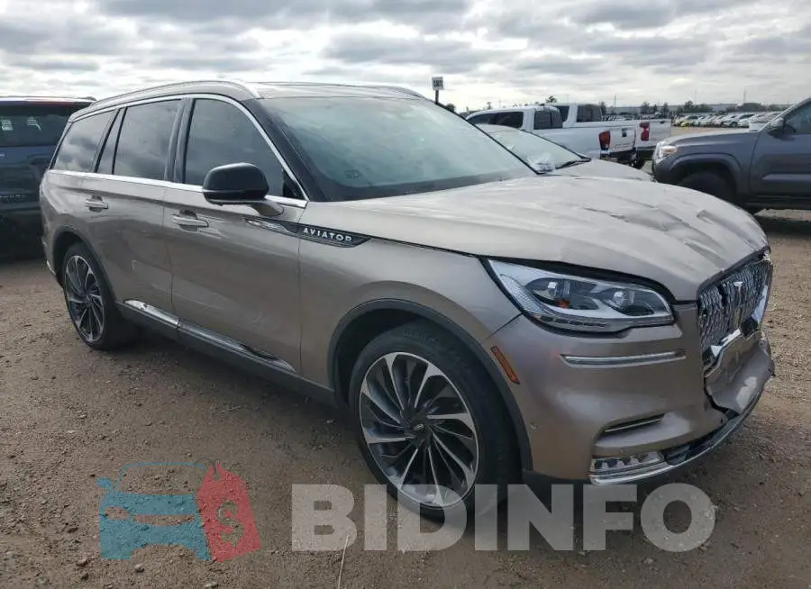 5LM5J7XC9LGL23544 Photo# 4