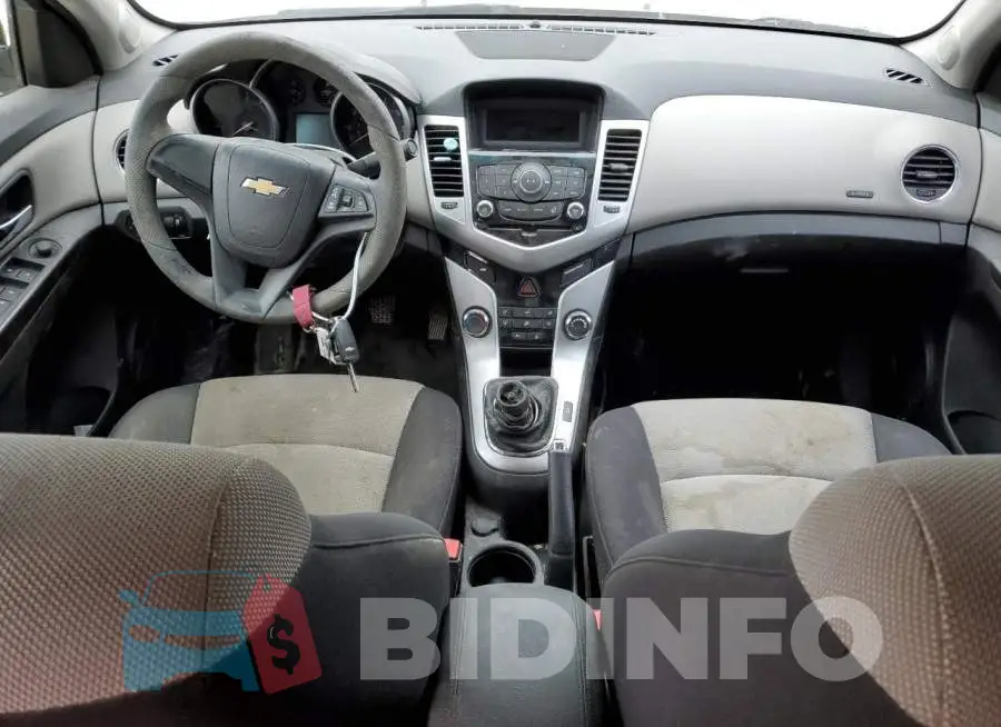 1G1PB5SH4F7173375 Photo# 8