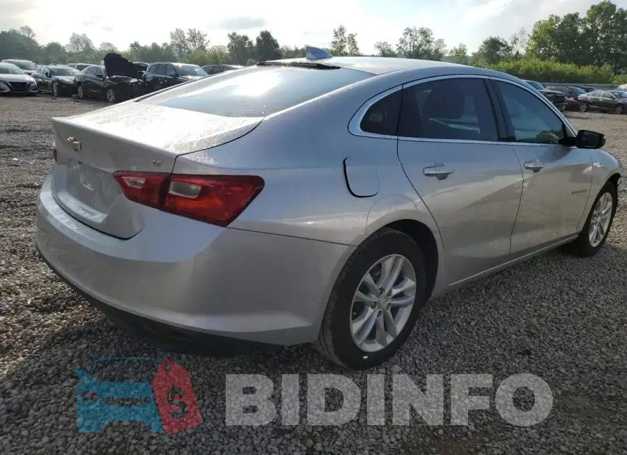 1G1ZD5ST0JF210458 Photo# 3