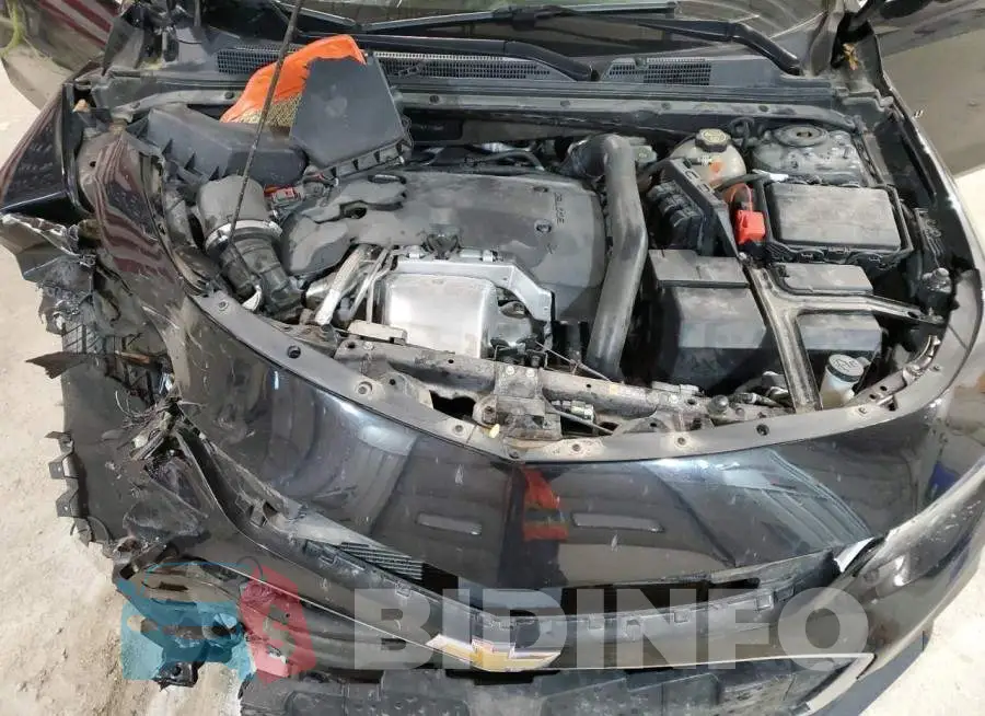 1G1ZE5SX4JF111304 Photo# 11