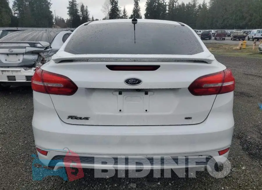 1FADP3F20FL232697 Photo# 6