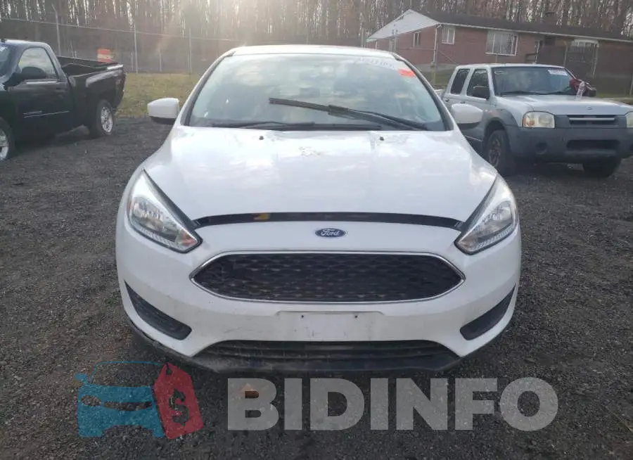 1FADP3F24JL209674 Photo# 5