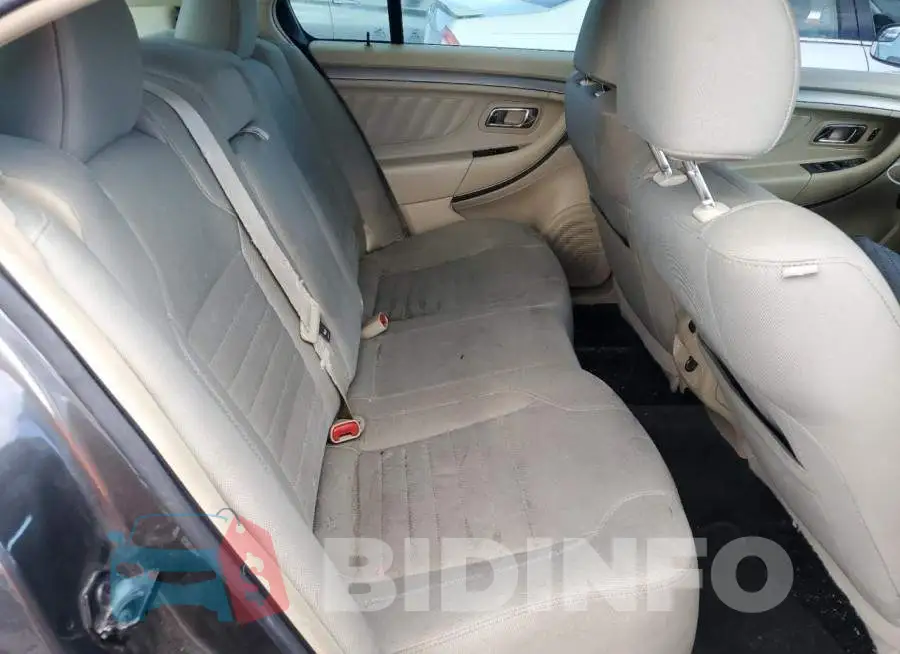 1FAHP2D89FG140712 Photo# 10