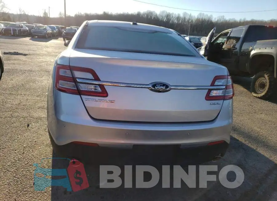 1FAHP2E87FG206687 Photo# 6