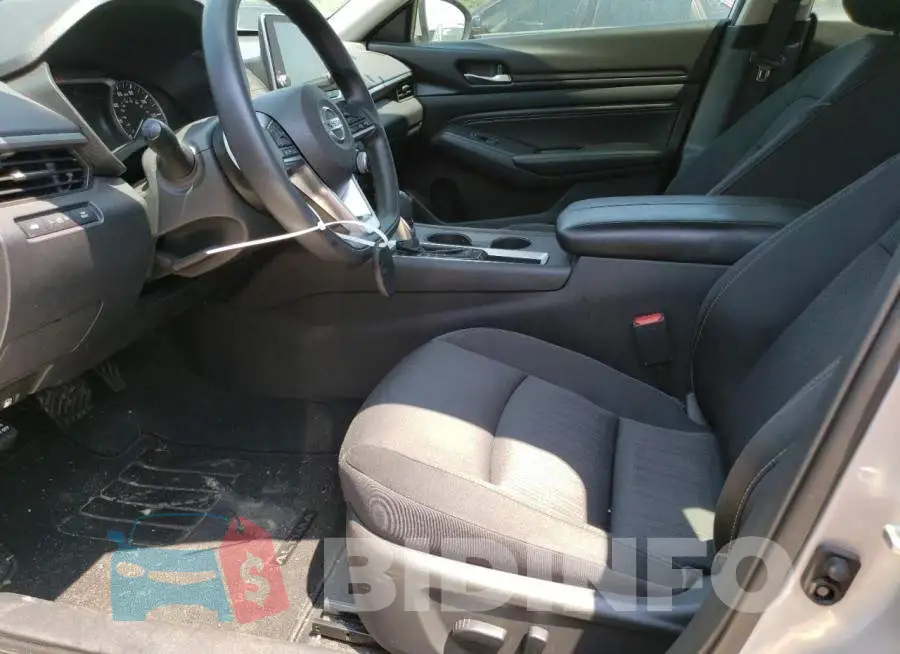 1N4BL4BV7KC126217 Photo# 7