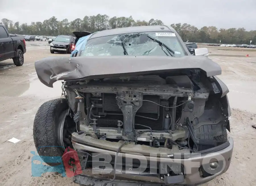 1N6AA1E69HN524912 Photo# 5