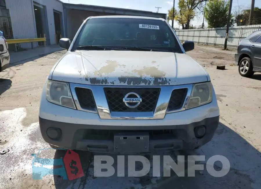 1N6BD0CT6GN738267 Photo# 5